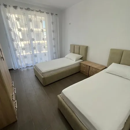 House * Влёра